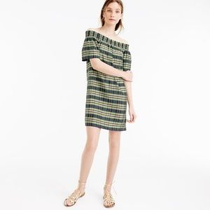 Off the shoulder dress in yarn-dyed silk